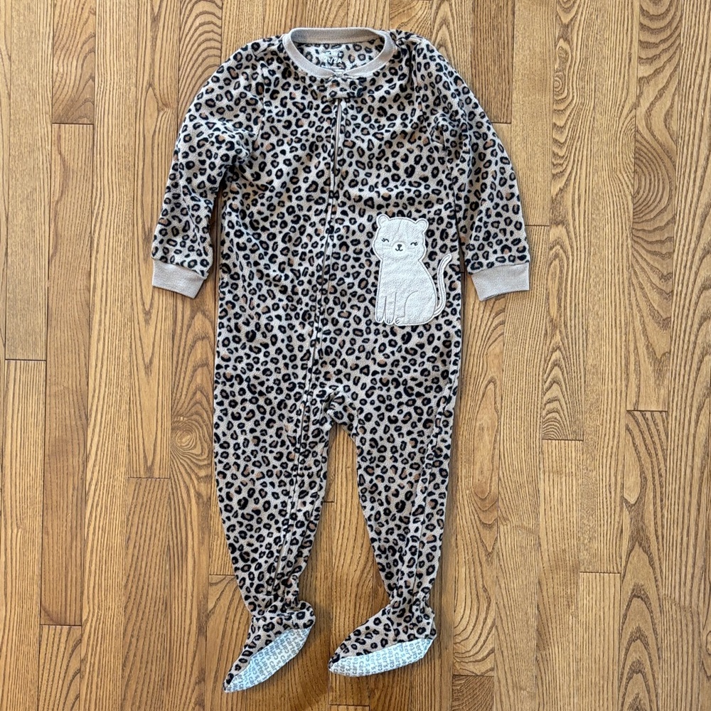 3 for $25 🌸 Carter's Brown Leopard Print Footie with Cat Patch